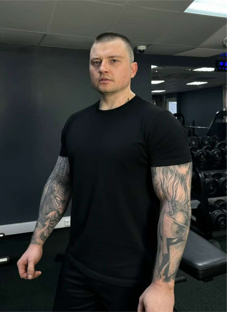 <span style="font-weight: 700;"><strong>Гусельников Антон</strong></span>