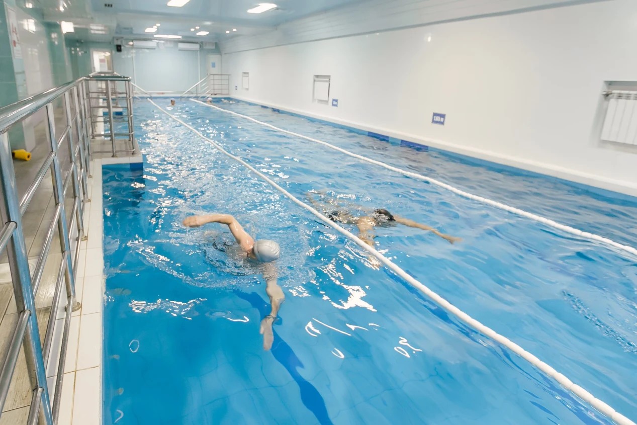 Плавание в бассейне SWIM&GYM